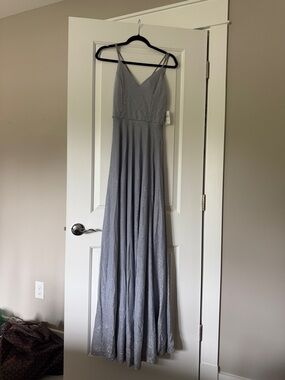 Elegant Silver-Gray Spaghetti Strap Evening Dress